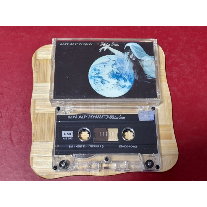 İLHAN İREM UÇUK MAVİ MÜZİK KASET