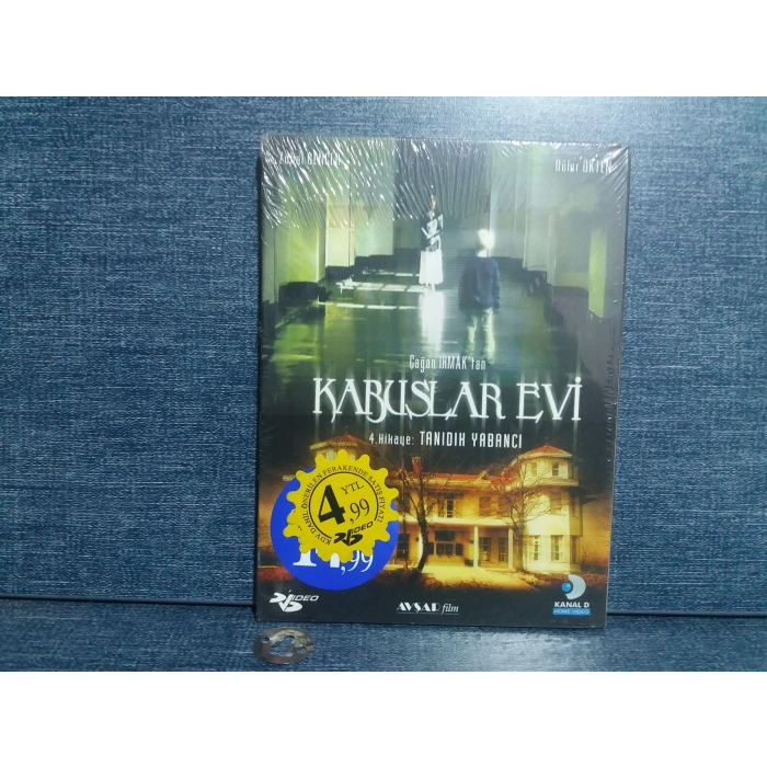 KABUSLAR EVİ 4 TANIDIK YABANCI DVD FİLM (SIFIR)