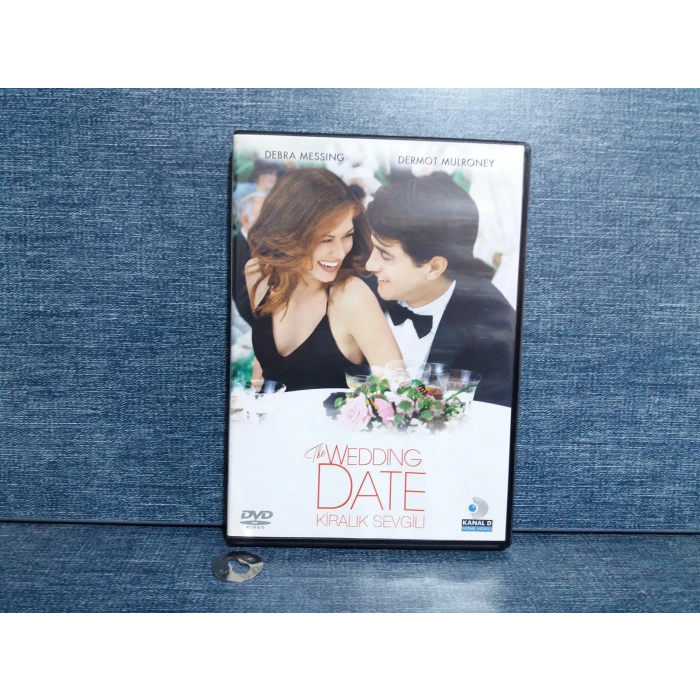 KİRALIK SEVGİLİ DVD FİLM (SIFIR)