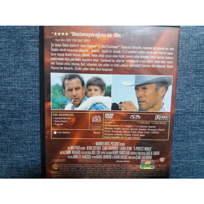 KUSURSUZ DÜNYA DVD FİLM