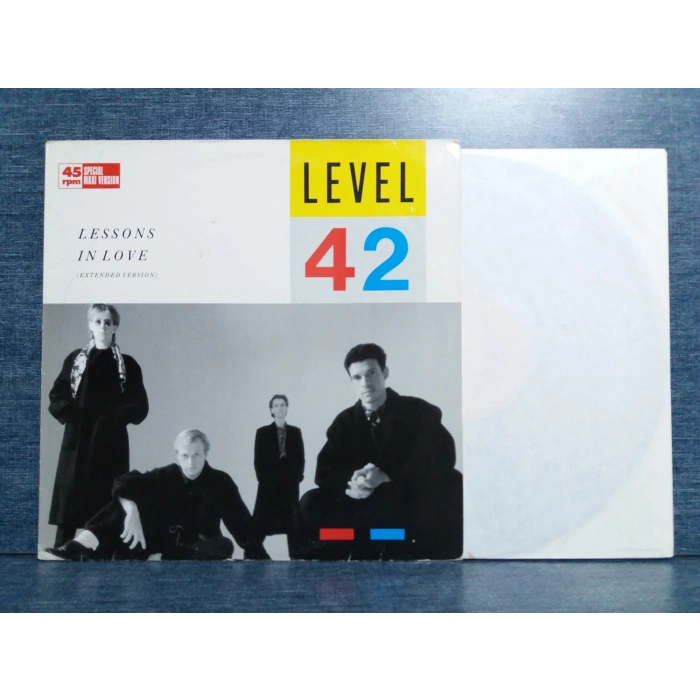LEVEL 42 LESSONS IN LOVE  MAXI LP