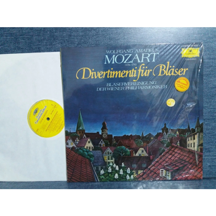 MOZART DIVERTIMENTI FÜR BLASER LP