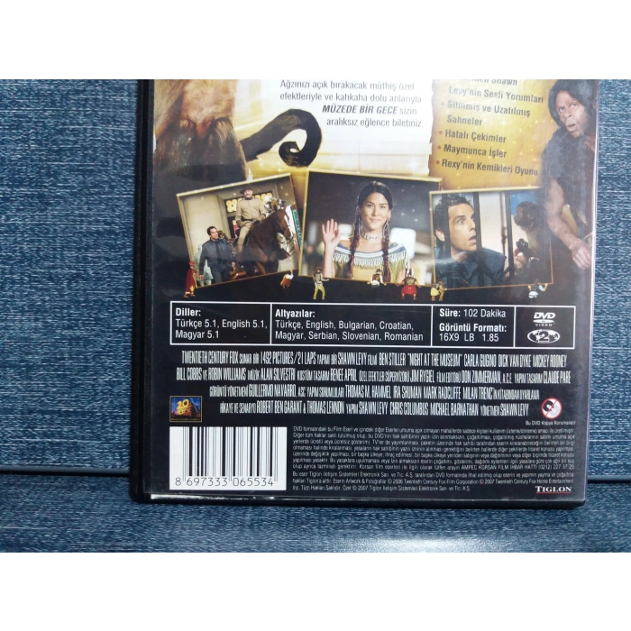 MÜZEDE BİR GECE DVD FİLM