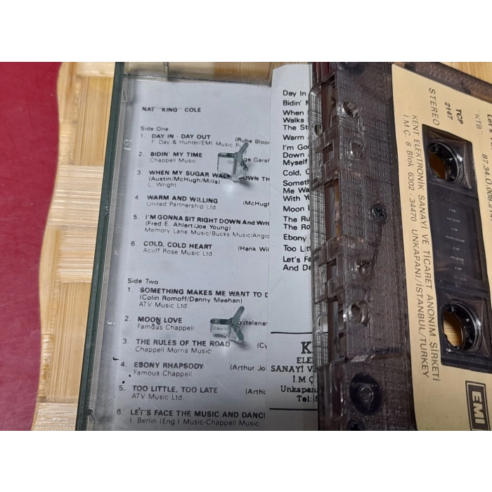 NAT KING COLE LETS FACE THE MUSIC MÜZİK KASET