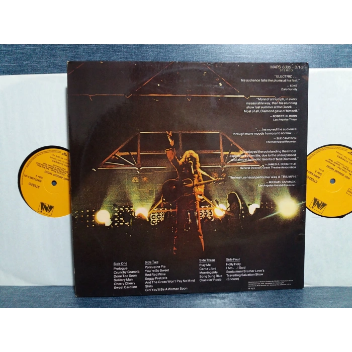 NEIL DIAMOND HOT AUGUST NIGHTS 2 LP