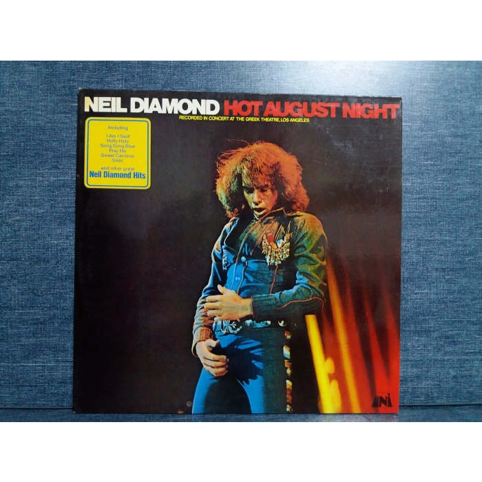NEIL DIAMOND HOT AUGUST NIGHTS  2 LP