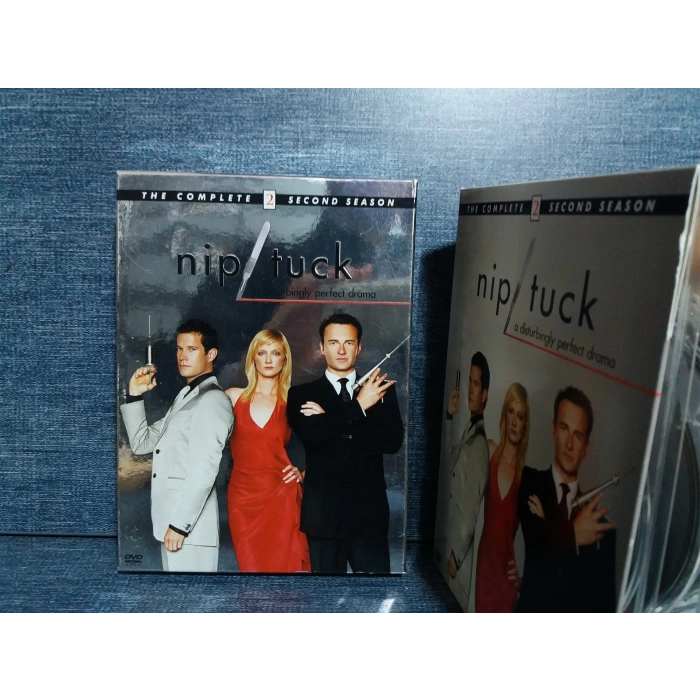 NIP TUCK SECOND SEASON 6 DVD BOX (İNGİLİZCE)