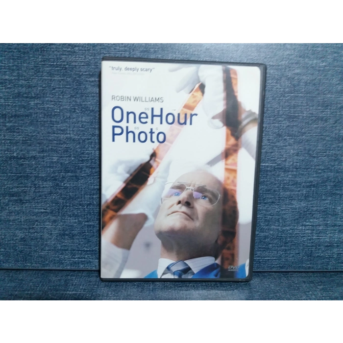 ONE HOUR PHOTO DVD FİLM (İNGİLİZCE)