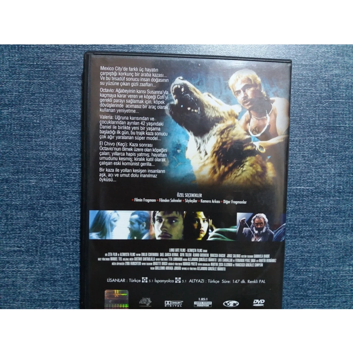 PARAMPARÇA AŞKLAR KÖPEKLER DVD FİLM