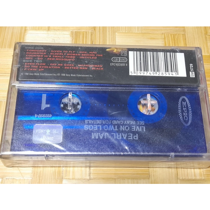 PEARL JAM LIVE ON TWO LEGS MÜZİK KASET