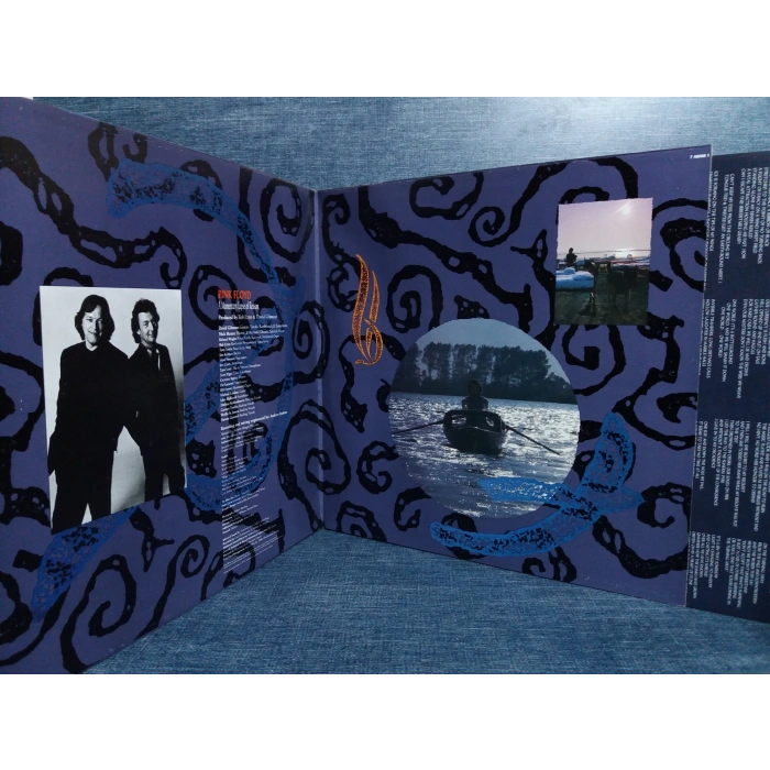 PINK FLOYD A MOMENTARY LAPSE OF REASON LP