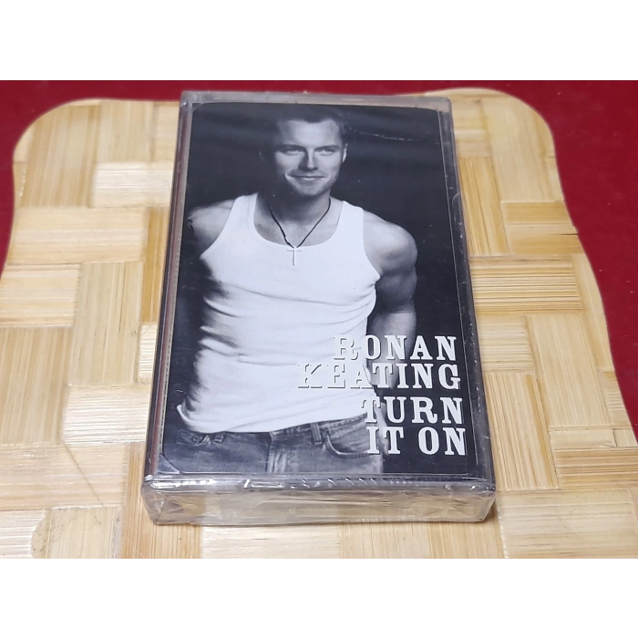 RONAN KEATING TURN IT ON MÜZİK KASET