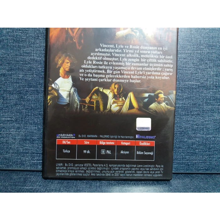 SAKLI ANILAR DVD FİLM