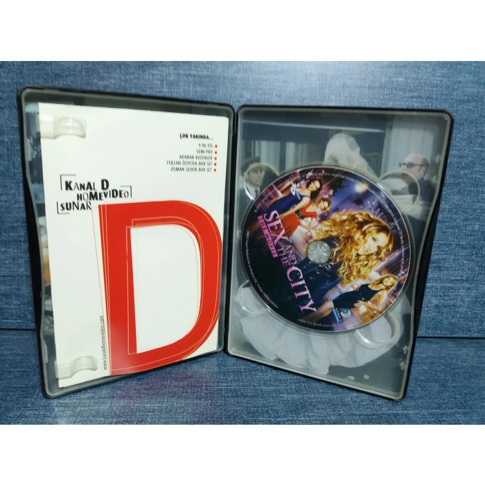 SEX AND THE CITY DVD FİLM (METAL KUTU)