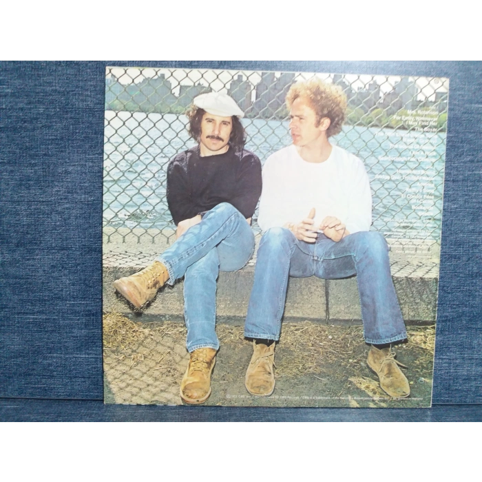SIMON AND GARFUNKELS GREATEST HITS LP
