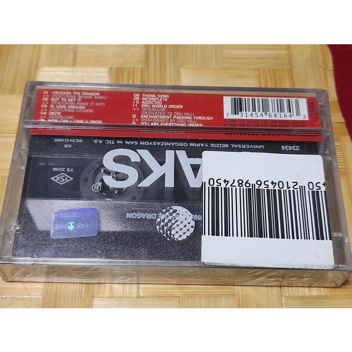 SISQO UNLEASH THE DRAGON MÜZİK KASET