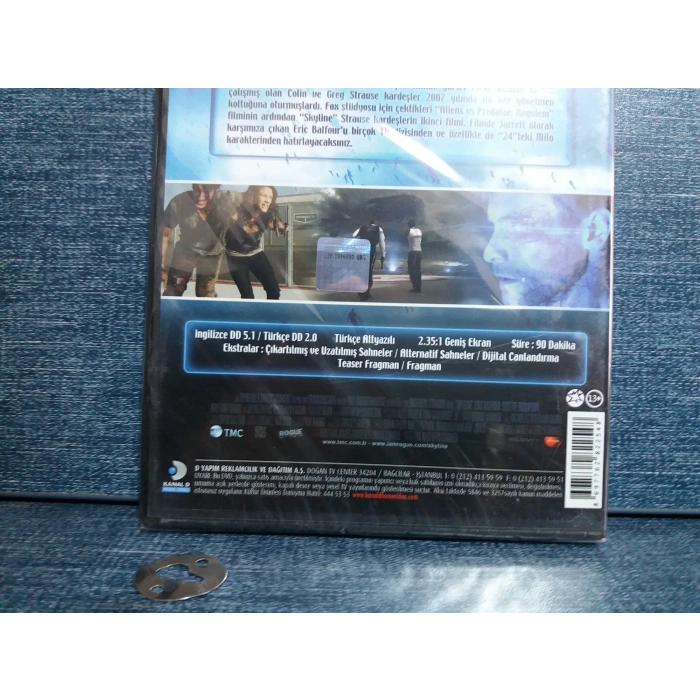 SKYLINE YUKARIDAKİ TEHLİKE DVD FİLM (SIFIR)