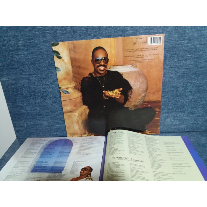 STEVIE WONDER IN SQUARE CIRCLE