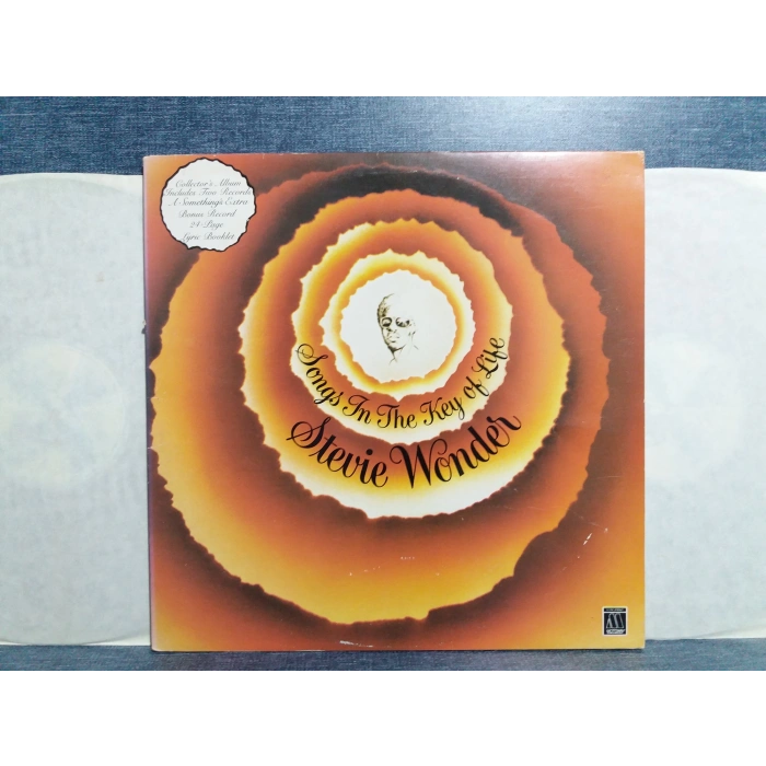 STEVIE WONDERS SONGS IN THE KEY LIFE 2 LP
