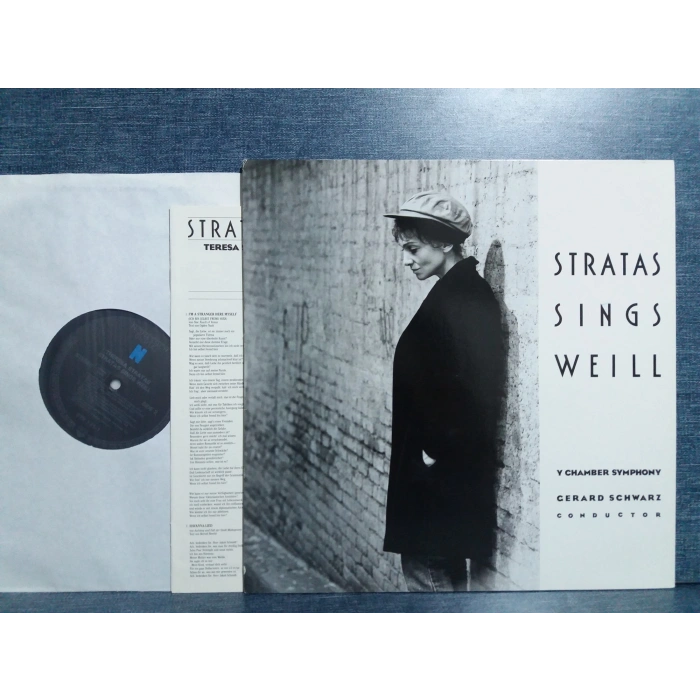STRATAS SINGS WEILL LP