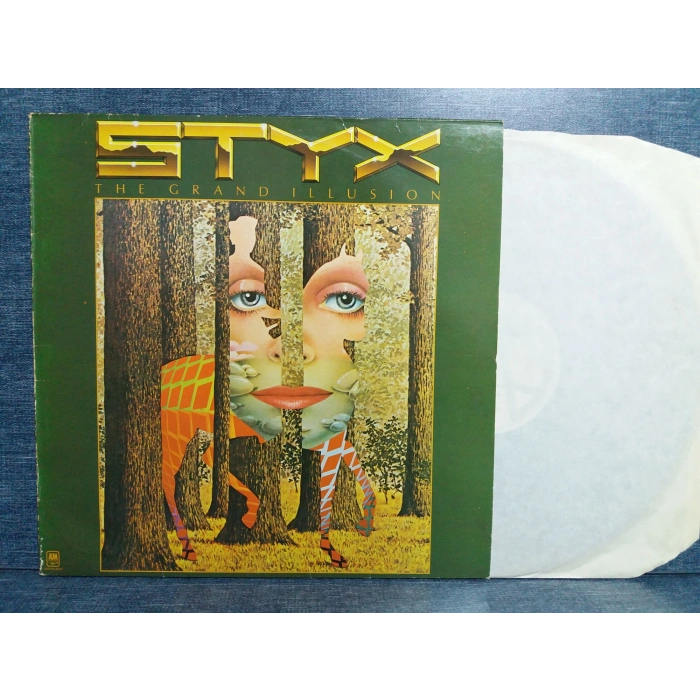 STYX THE GRAND ILLUSION MUSIC LP