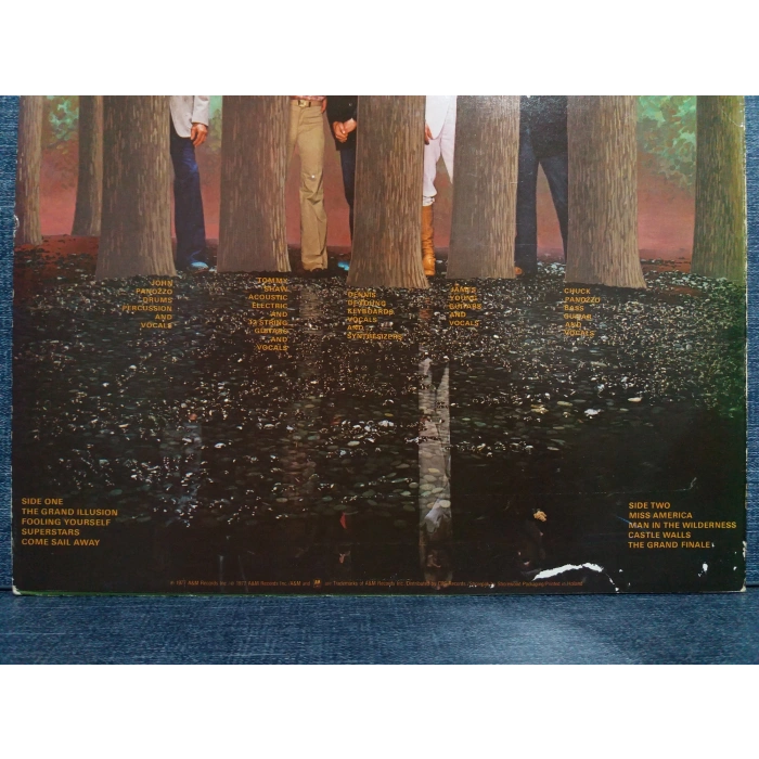 STYX THE GRAND ILLUSION MUSIC LP