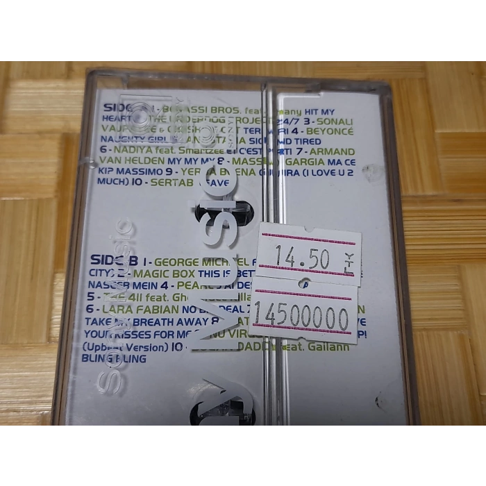 SUMMER HITS 2004 MÜZİK KASET