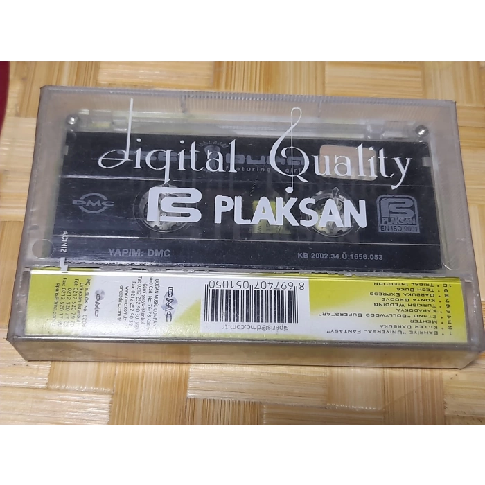 Q GIRLS TECH BUKA FEAT MÜZİK KASET