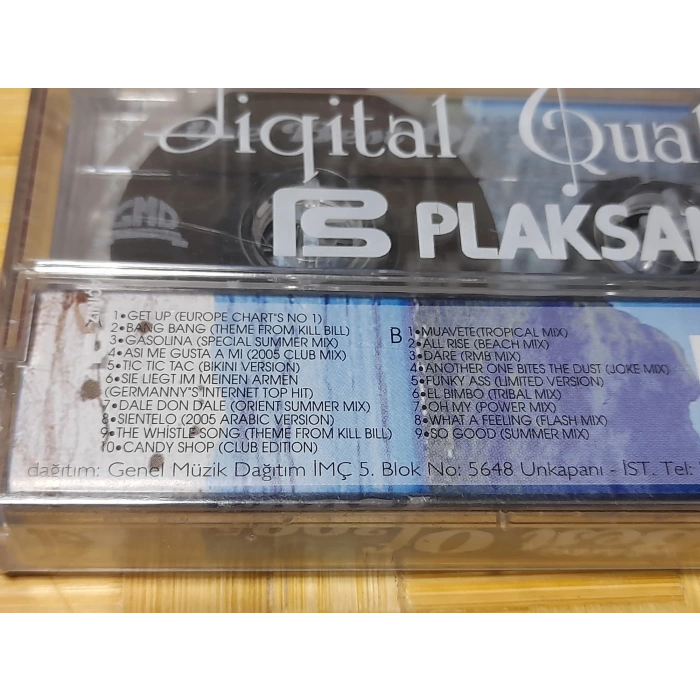 THE BEST OF 2005 HITS MÜZİK KASET