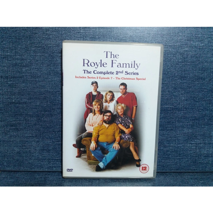 THE ROYALE FAIMLY DVD FİLM (İNGİLİZCE)