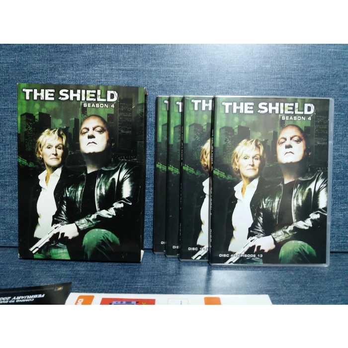 THE SHIELD SEASON 4 DVD BOX (İNGİLİZCE-4 CD)