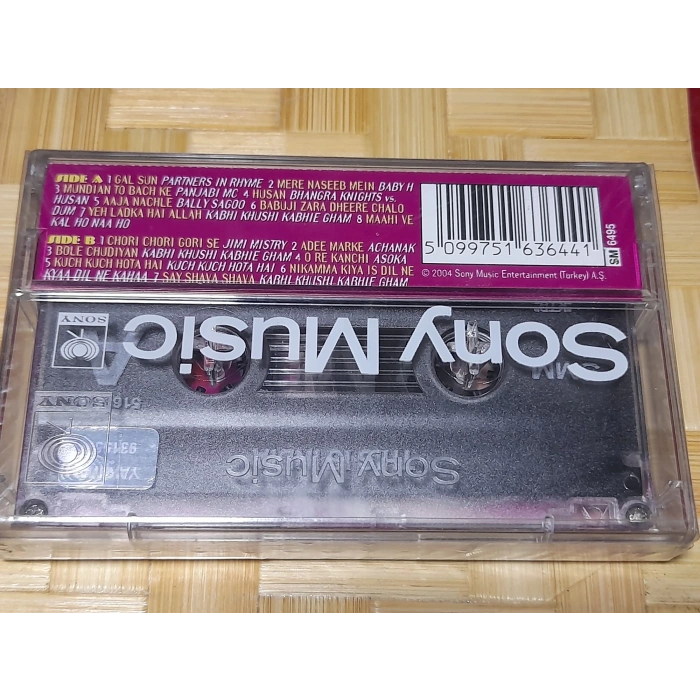 THIS IS INDIA FROM BOLLYWOOD MÜZİK KASET