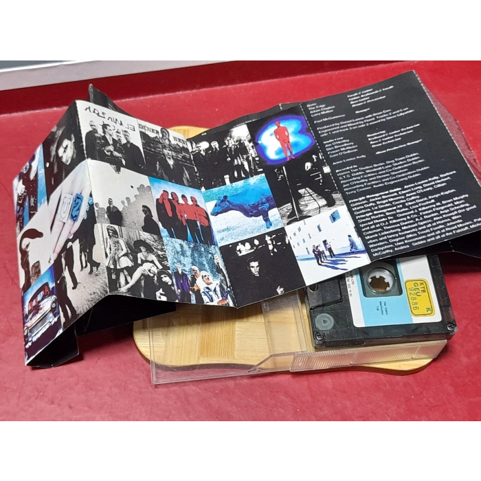 U2 ACHTUNG BABY MÜZİK KASET