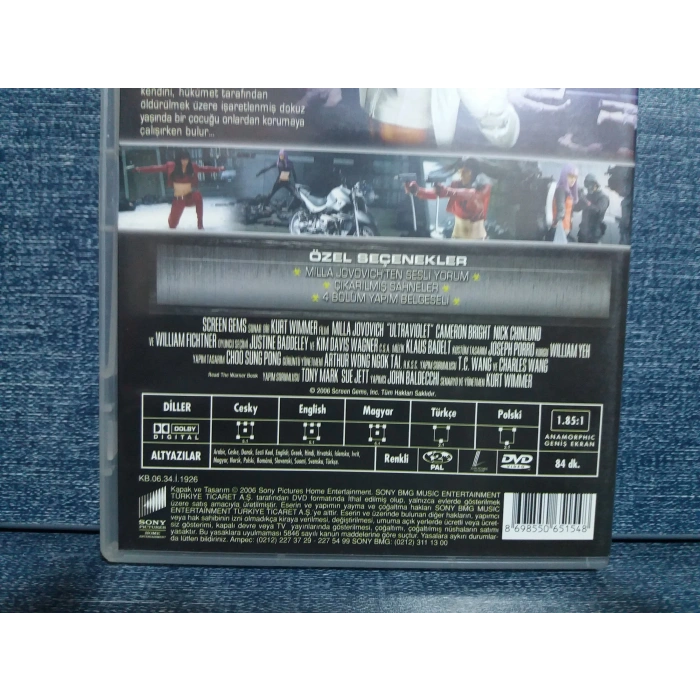 ULTRAVIOLET KANLI SAVAŞ DVD FİLM