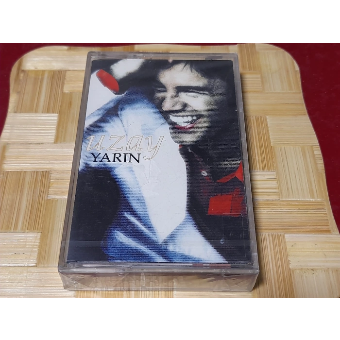 UZAY YARIN MÜZİK KASET