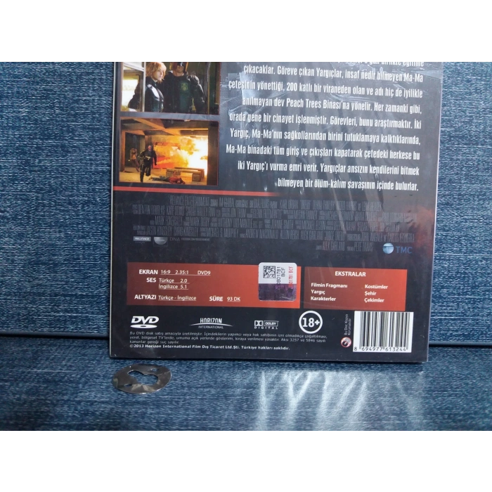 YARGIÇ DREDD DVD FİLM (SIFIR)