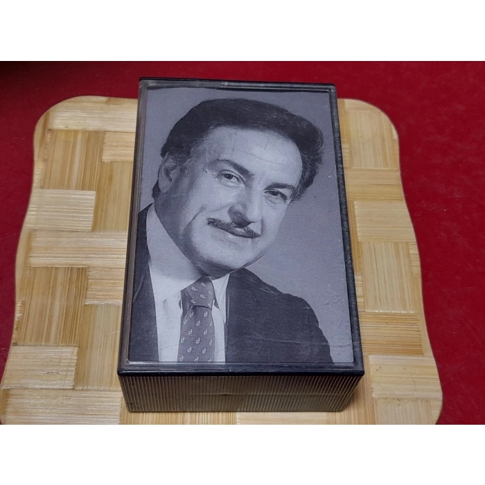 YAŞAR ÖZEL ODEON KOLLEKSİYON MÜZİK KASET