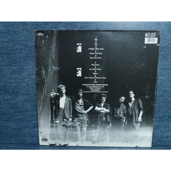 MUNICH YOU NEVER KNOW LP