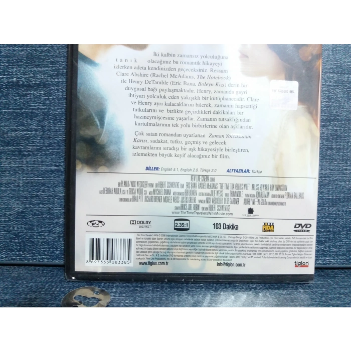 ZAMAN YOLCUSUNUN KARISI DVD FİLM (SIFIR)