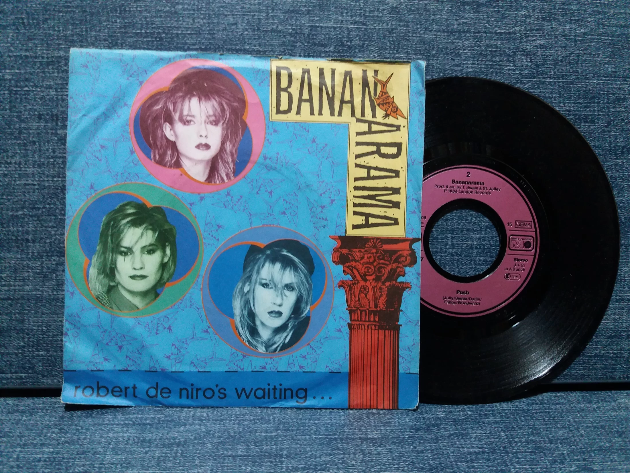 BANANARAMA ROBERT DE NIROS WAITING