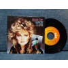 BONNIE TYLER HOLDING OUT FOR A HERO