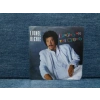 LIONEL RICHIE DANCING ON THE CEILING
