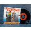 SURFERS WINDSURFIN