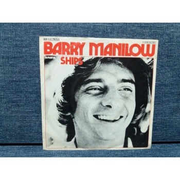 BARRY MANILOW SHIPS