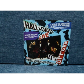 DARYL HALL JOHN OATES LIVE