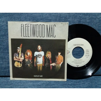 FLEETWOOD MAC HOLD ME