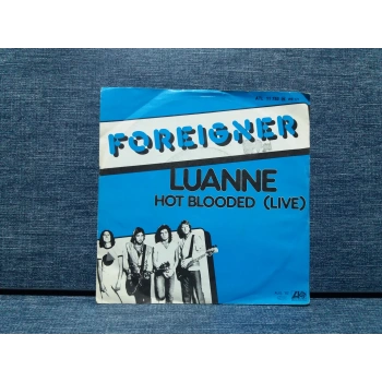 FOREIGNER LUANNE HOT BLOODED