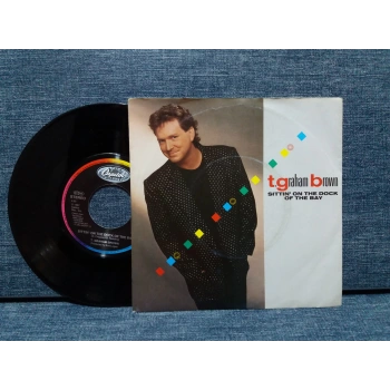 GRAHAM BROWN SITTIN ON THE DOCK