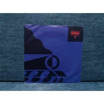 HOLLY JOHNSON LOVE TRAIN