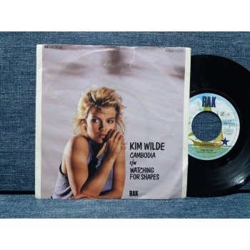 KIM WILDE CAMBODIA WATCHING